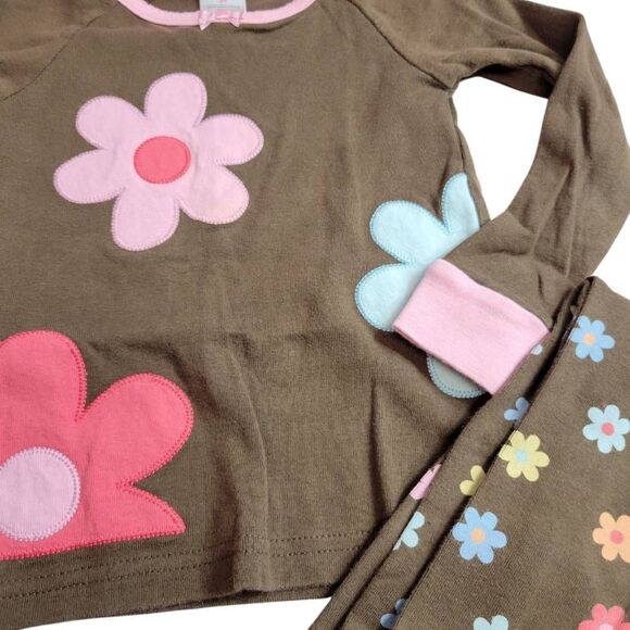 Gymboree pajamas 2T - Picture 2 of 3